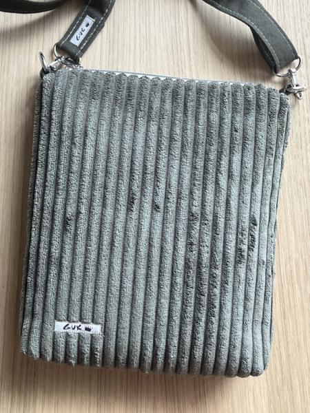 "Flickenwerk II/5" (khaki-beige) - SCHAFE